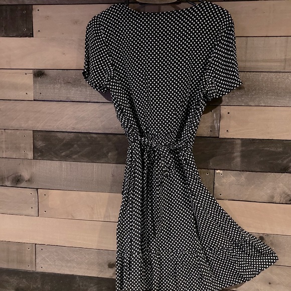 Dress with flower polkadots - Picture 2 of 4